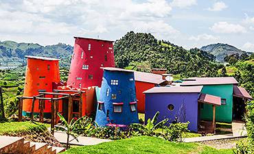 chameleonhilllodgesmall1 CHAMELEON HILL LODGE
