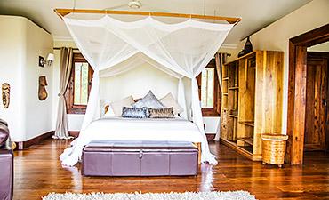 ESCARPMENT LUXURY LODGE - LAKE MANYARA SAFARI