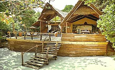 PLACES TO STAY IN PEMBA ISLAND