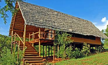 kikotitentedcampsmall1 KIKOTI SAFARI CAMP