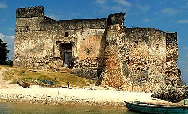 TOUR KILWA ATTRACTIONS