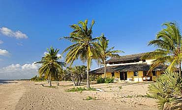 WHERE TO STAY IN LAMU