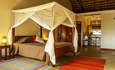 LAKE BURUNGE TENTED CAMP - TARANGIRE SAFARI