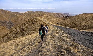 SAFARI & TOUR IN LAKE NATRON