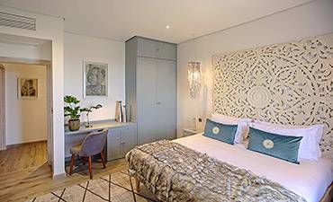 WHERE & BEST PLACES TO STAY KAMPALA CITY