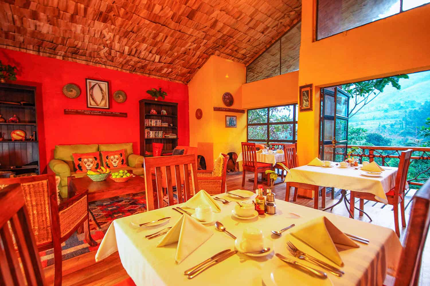 Mahogany Springs Meals Bwindi Dining