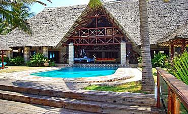 maraengaiindianoceanretreatsmall1 WHERE TO STAY IN KILIFI