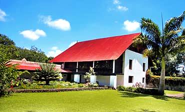NGARE SERO MOUNTAIN LODGE