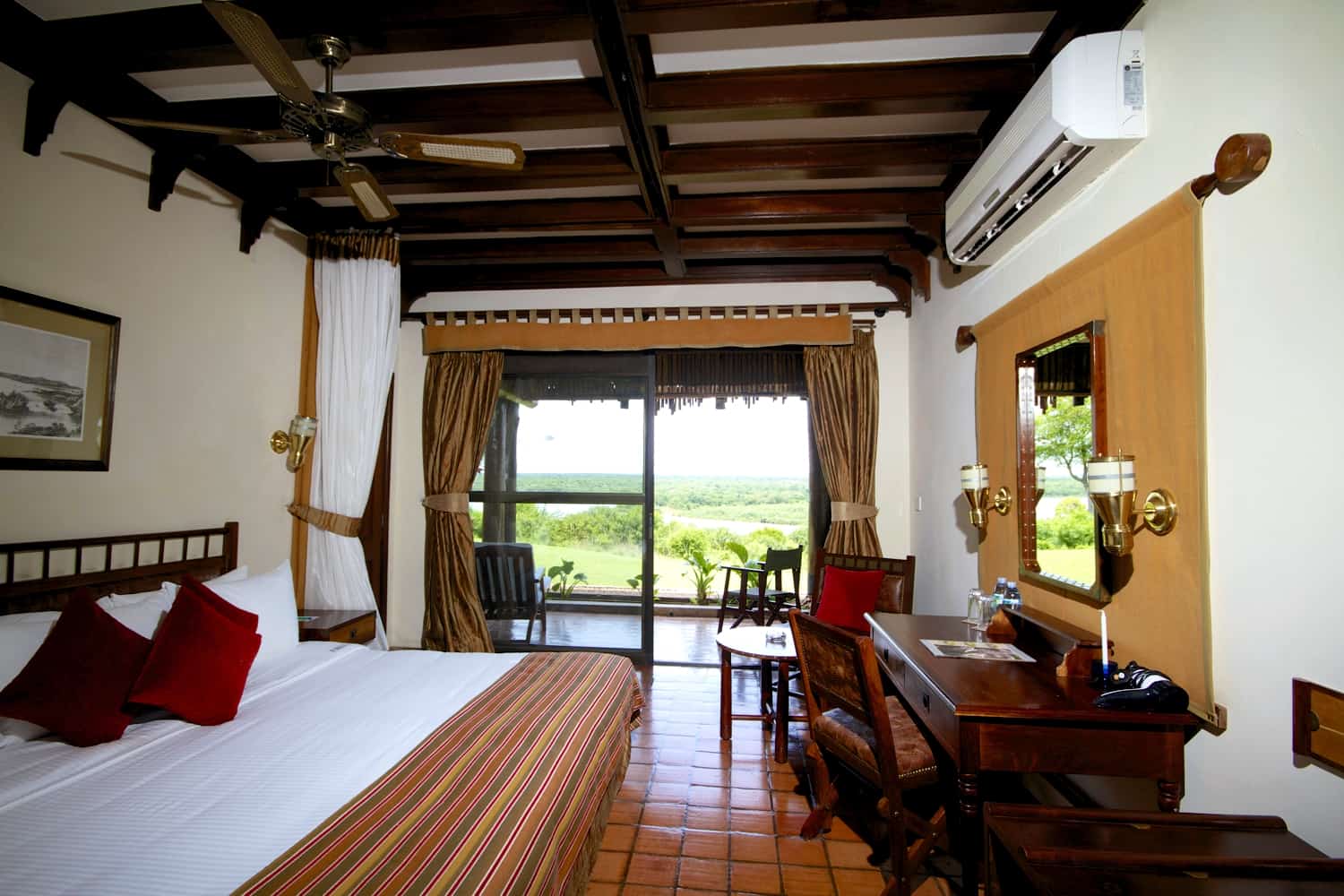 Paraa Safari Lodge Accommodation Murchison Falls