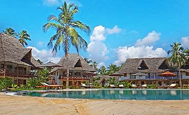 pongwebayresortsmall1 PONGWE BAY RESORT