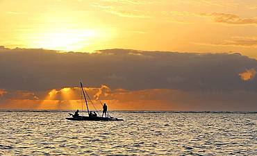 GUIDE ON LAKE VICTORIA