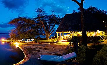 lake baringogamewatcherscampsmall1 SAMATIAN ISLAND LODGE