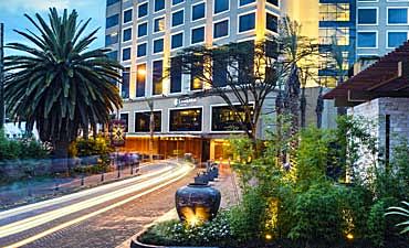 PLACES TO STAY IN NAIROBI
