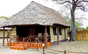 SELOUS MBUYU SAFARI CAMP SELOUS MBUYU SAFARI CAMP