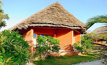 spiceislandhotelresortsmall1 SPICE ISLAND HOTEL & RESORT
